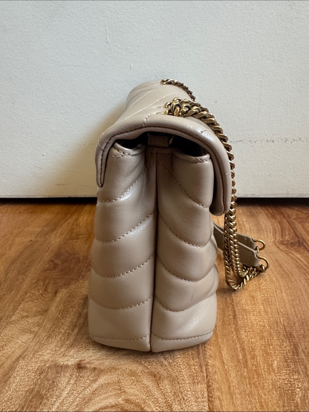 Saint Laurent Beige LOU LOU Quilted Chevron Chain Shoulder Bag - Picture 5 of 7